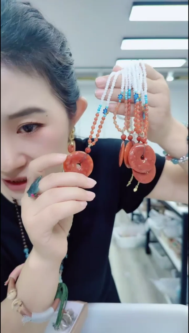 翡翠未镶嵌颈饰1051翡翠平安扣项链