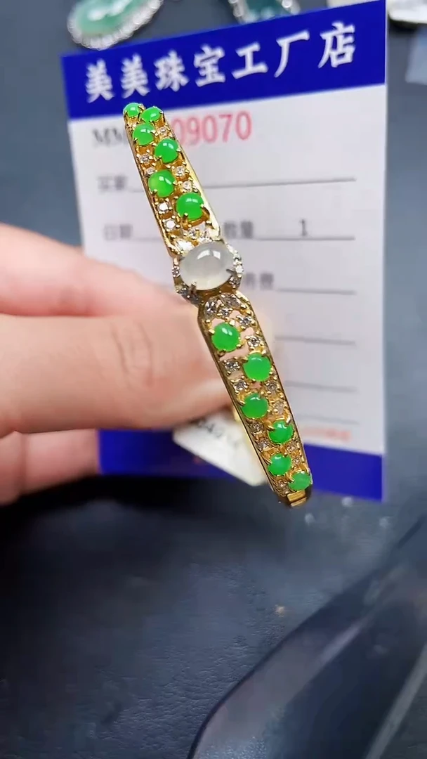 颈饰银S925镶嵌翡翠9070