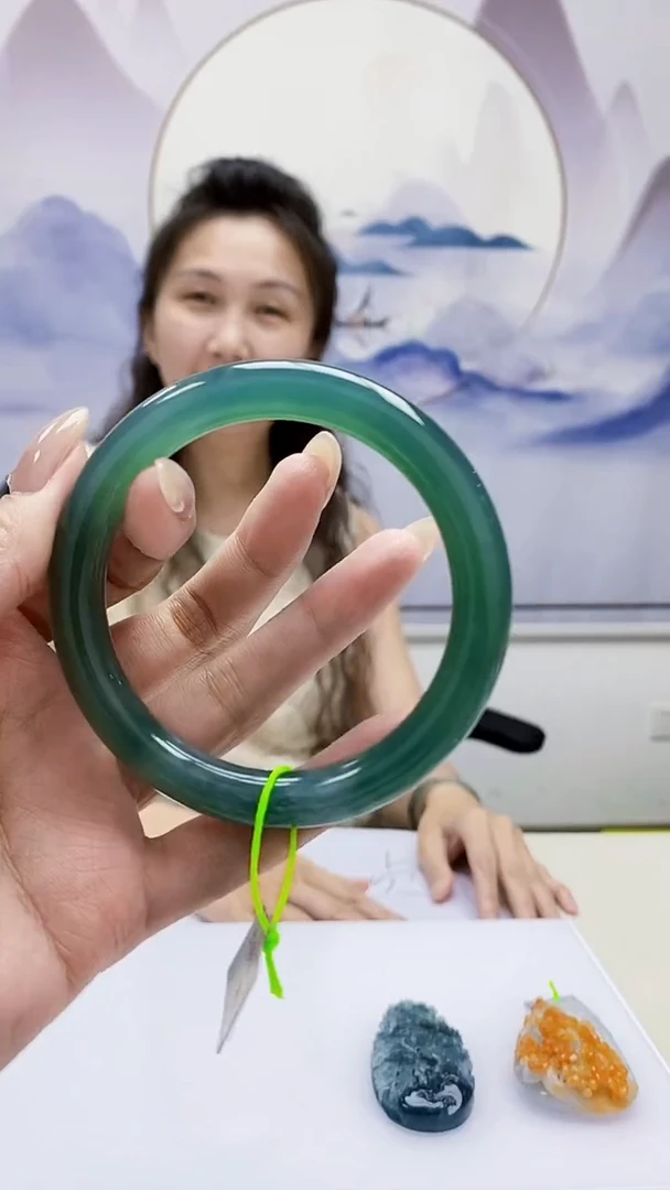 定制翡翠未镶嵌4989MM-毛货圆镯（60圈）187
