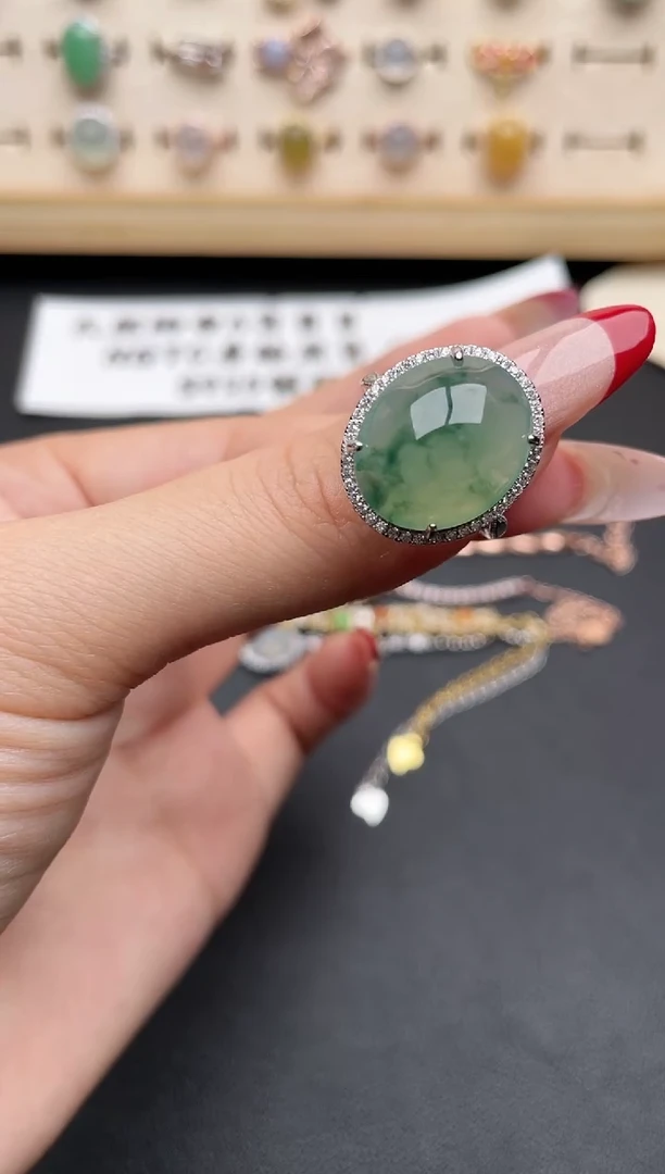 【闪购商品】翡翠戒指银S925镶嵌一物一证一礼盒
