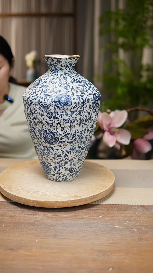 【闪购商品】陶瓷花器青花瓷缠枝莲高脚