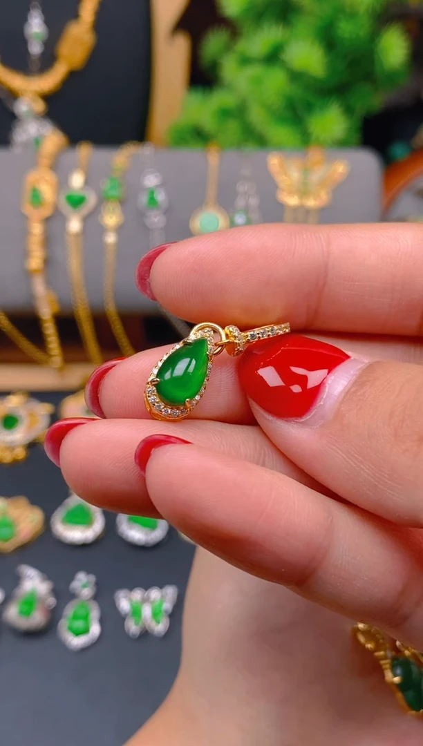 吊坠(不含链)银S925镶嵌翡翠水滴