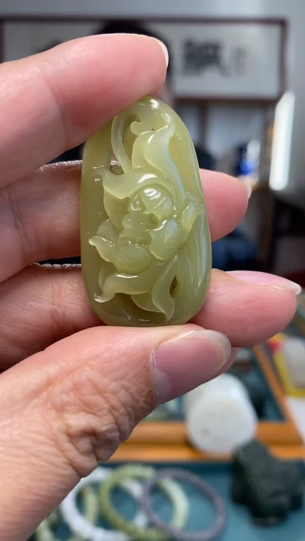 颈饰未镶嵌和田玉90