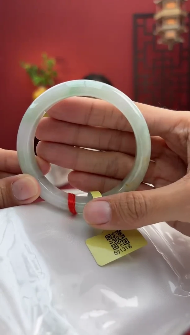 未镶嵌手镯翡翠翡翠手镯18