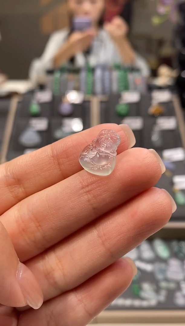 颈饰未镶嵌翡翠宝宝佛