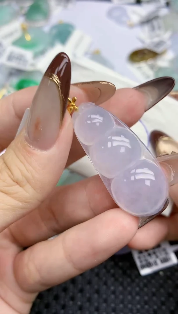 颈饰18K金镶嵌翡翠196   天然翡翠A货  百元以上9米证书费自理