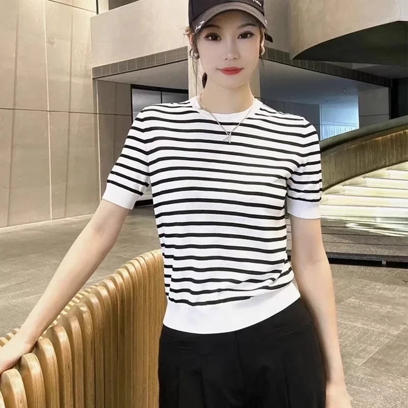 【专柜品质】时尚百搭条纹显瘦休闲经典圆领针织短袖5399726