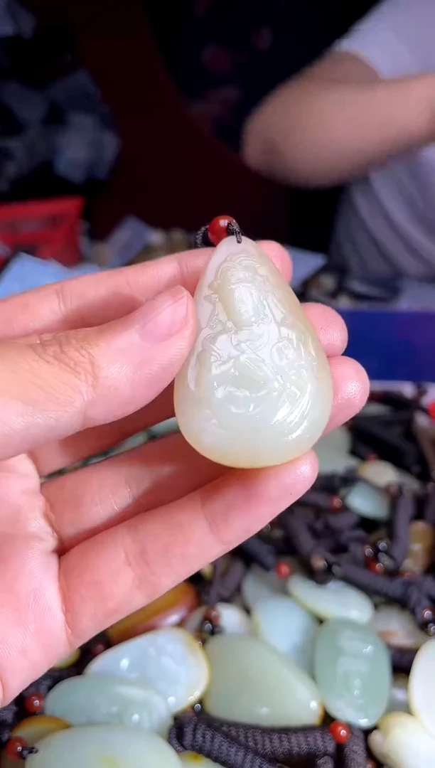 和田玉未镶嵌挂件1