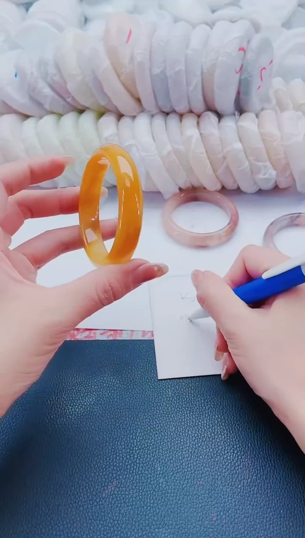 未镶嵌手镯石英质玉K243-56-57