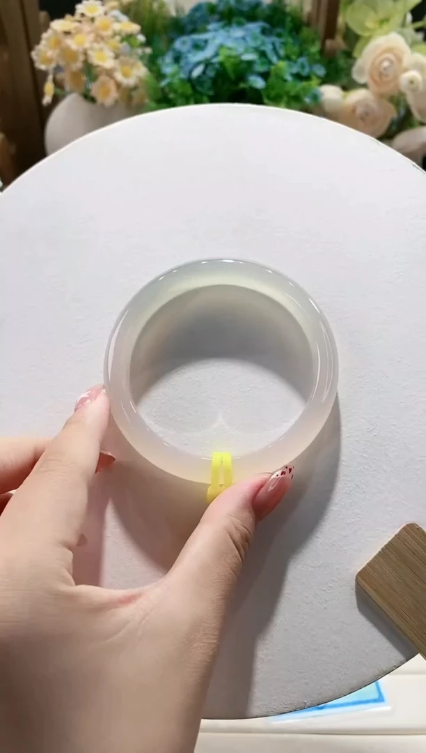 玛瑙/玉髓手镯未镶嵌7-62