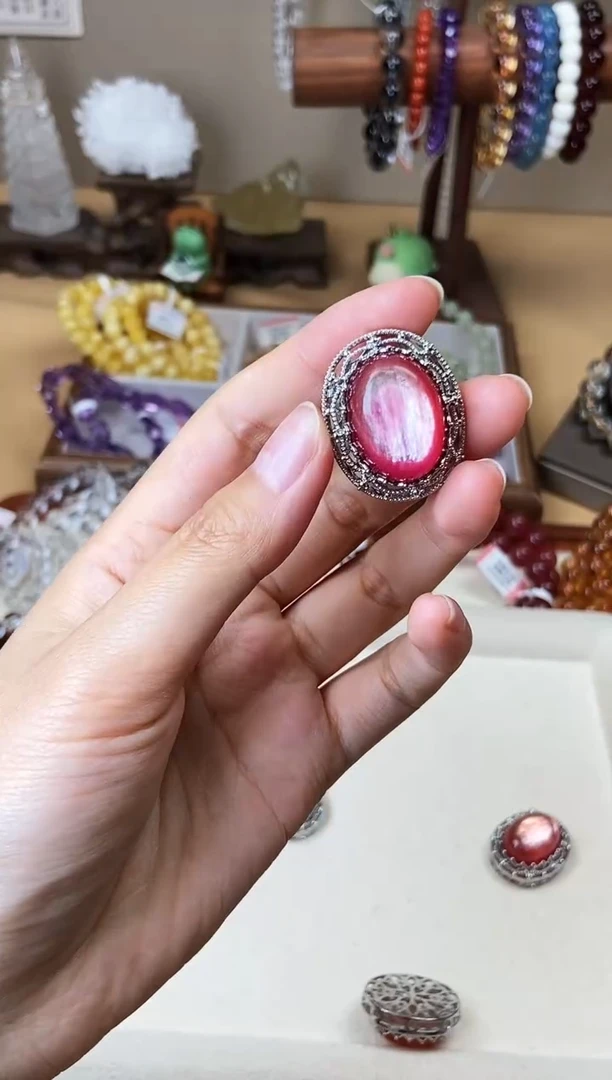 水晶手链未镶嵌粉锂云母 魔盒