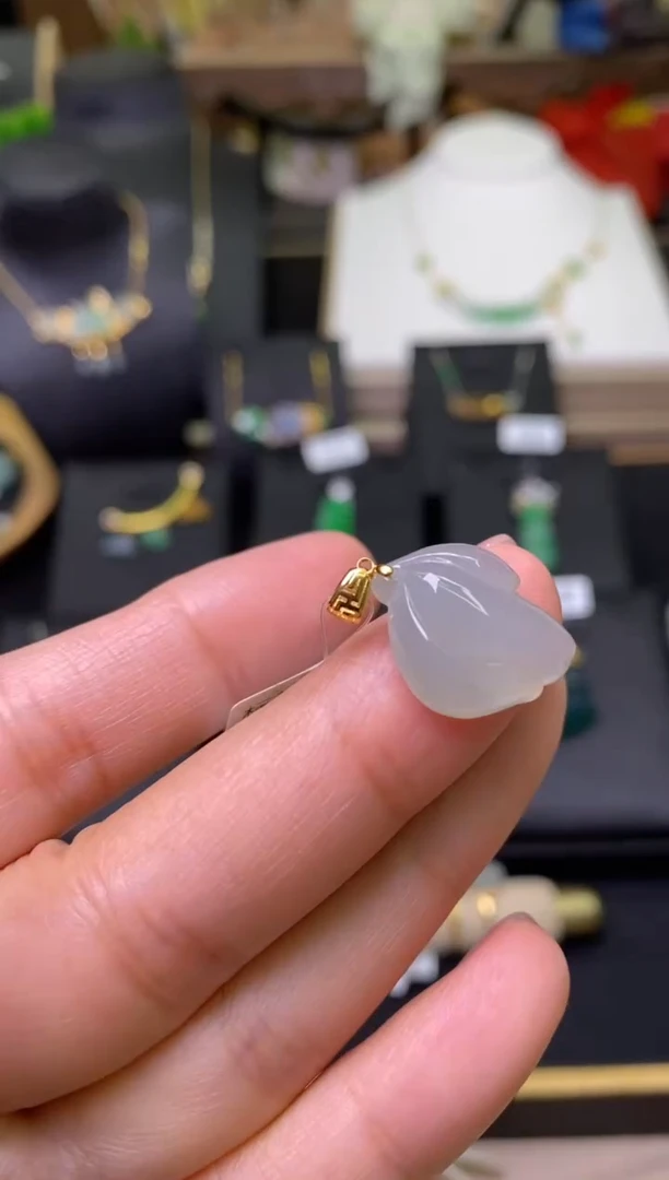 【闪购商品】翡翠颈饰18K金镶嵌净货18034