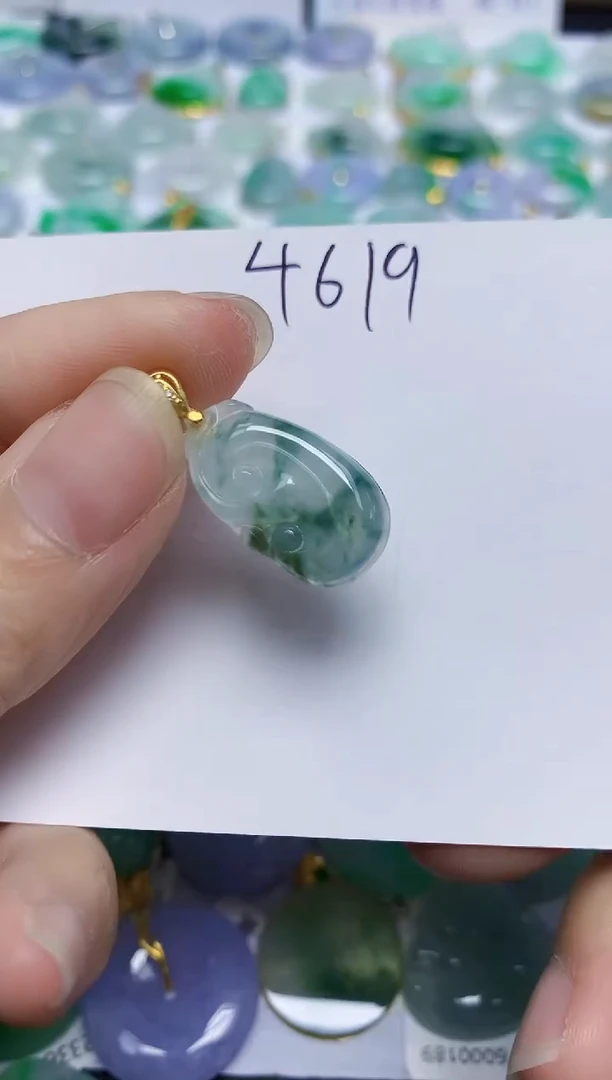 翡翠未镶嵌颈饰天然缅甸翡翠A货