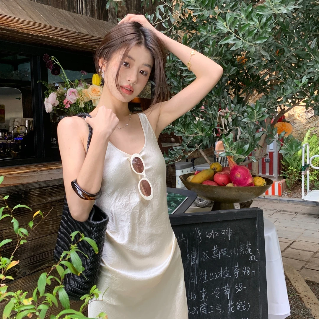 【流光裙2.0】春夏新款法式高级修身显身材吊带气质连衣裙小众设计