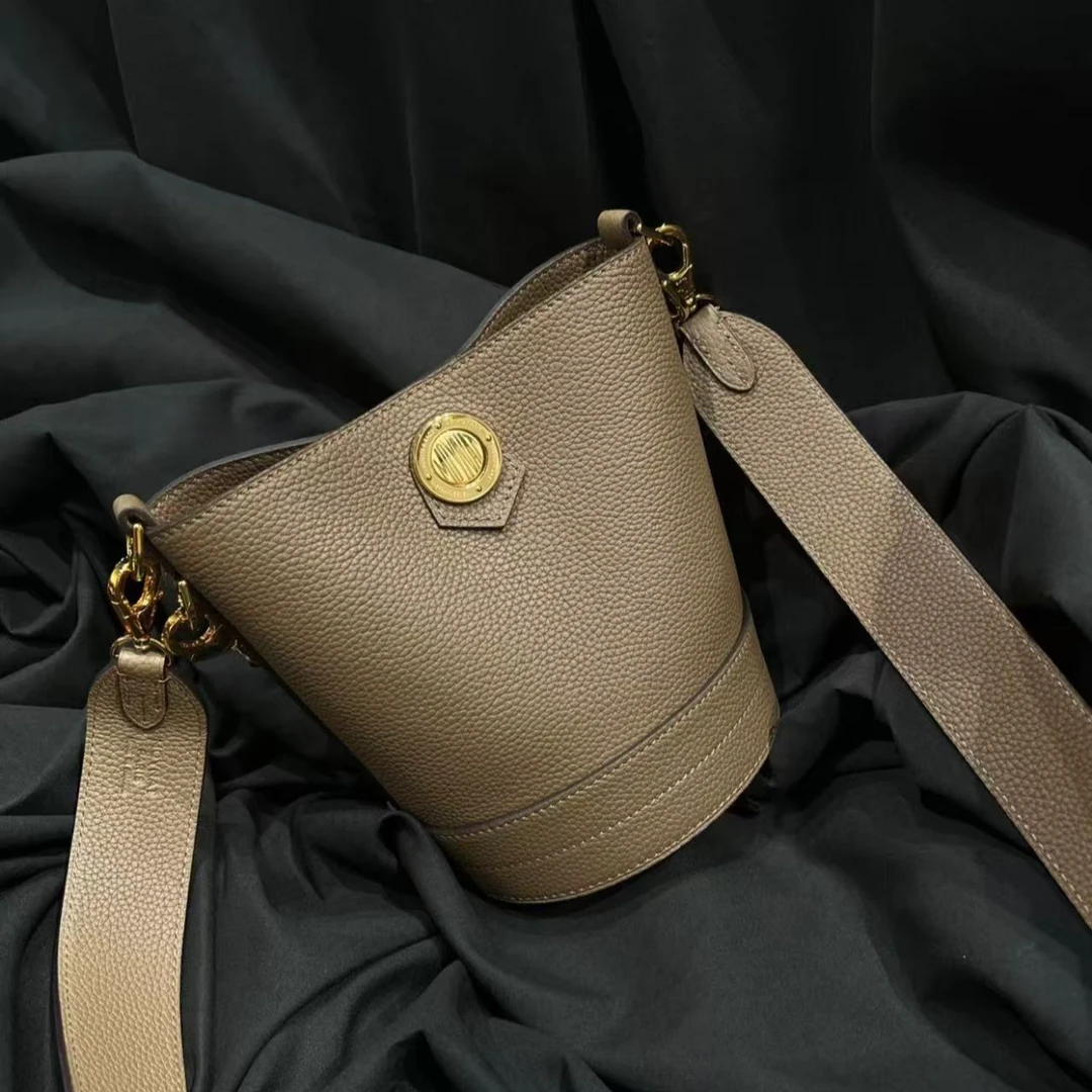 99新 MOYNAT/摩奈 安洁利严选水桶包/0018252