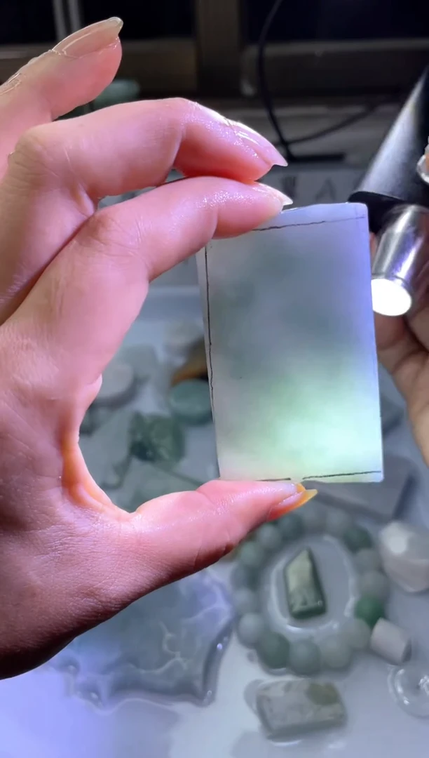 翡翠裸石天然缅甸翡翠A货