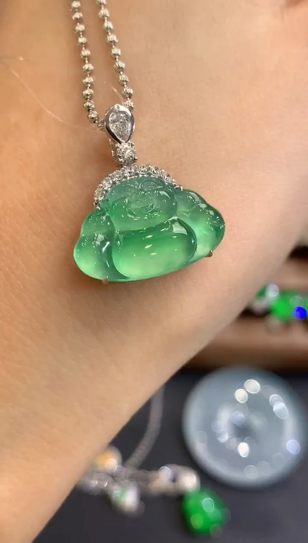 吊坠(不含链)18K金镶嵌翡翠w59