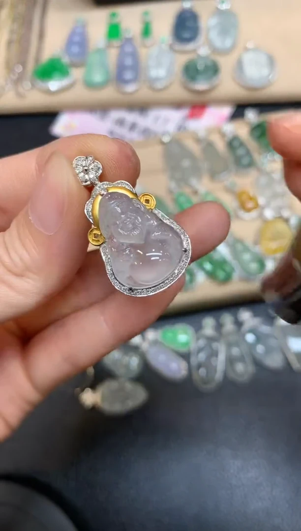 【闪购商品】翡翠颈饰18K金镶嵌财神【无服务费