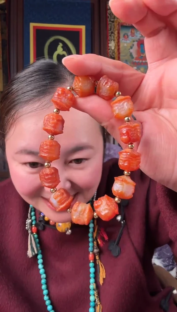 无非金属藏地红色古珠