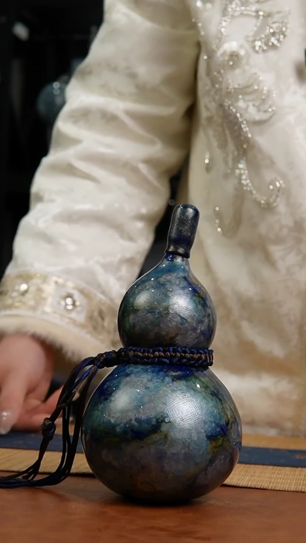 919号 天然热水酒葫芦 一物一拍（有瑕介意勿拍）