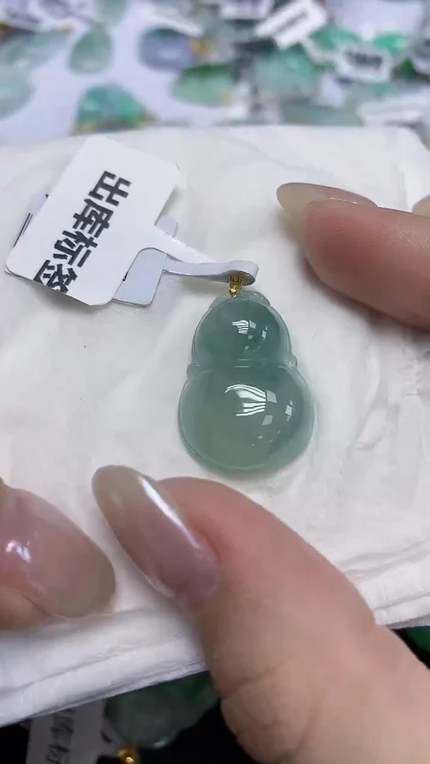 翡翠18K金镶嵌颈饰天然缅甸翡翠A货