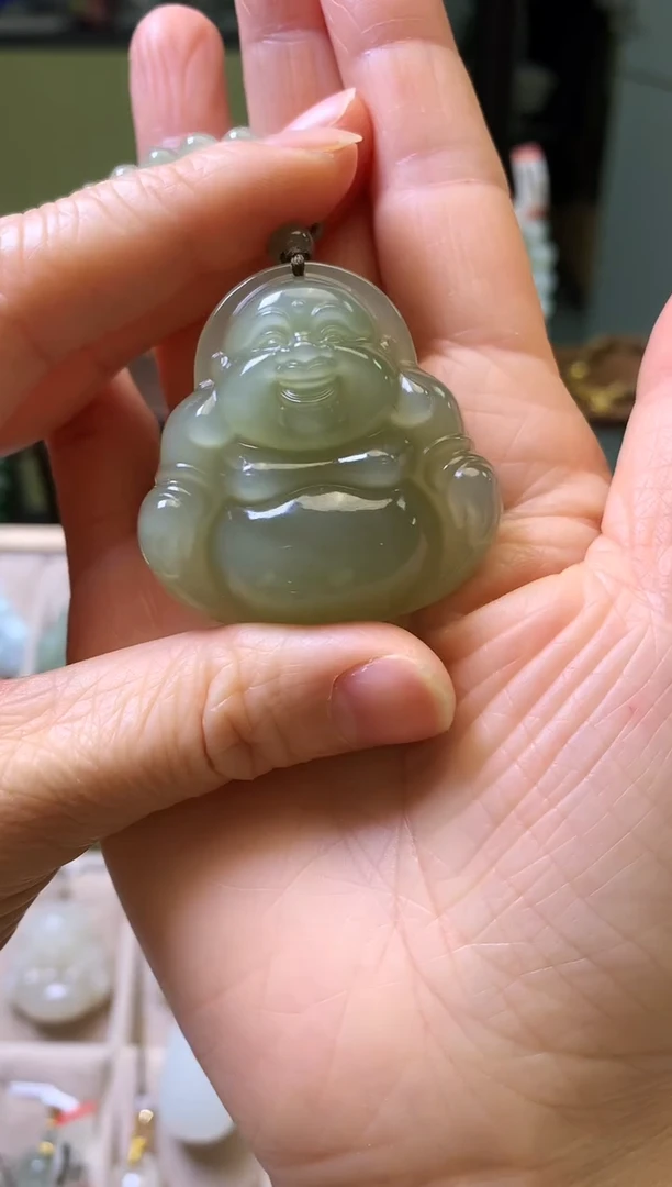 和田玉未镶嵌颈饰吊坠