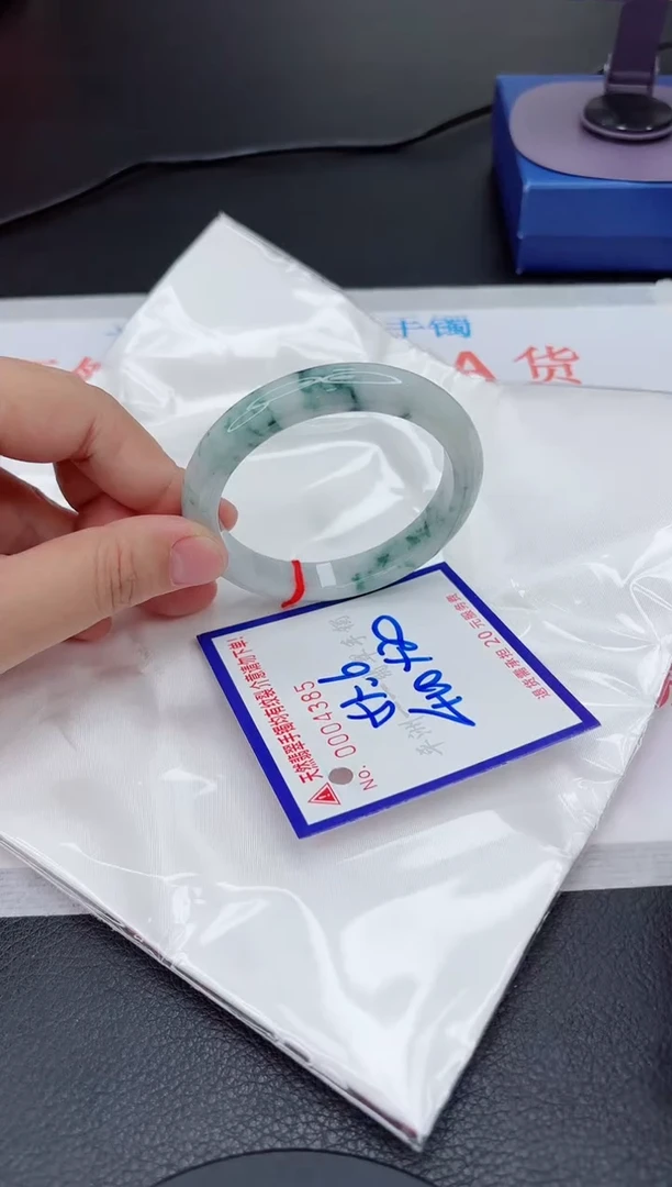翡翠手镯未镶嵌11111111111