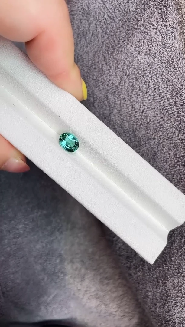 裸石未镶嵌碧玺2.44ct蒂芙尼色