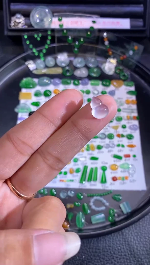 未镶嵌挂件翡翠葫芦