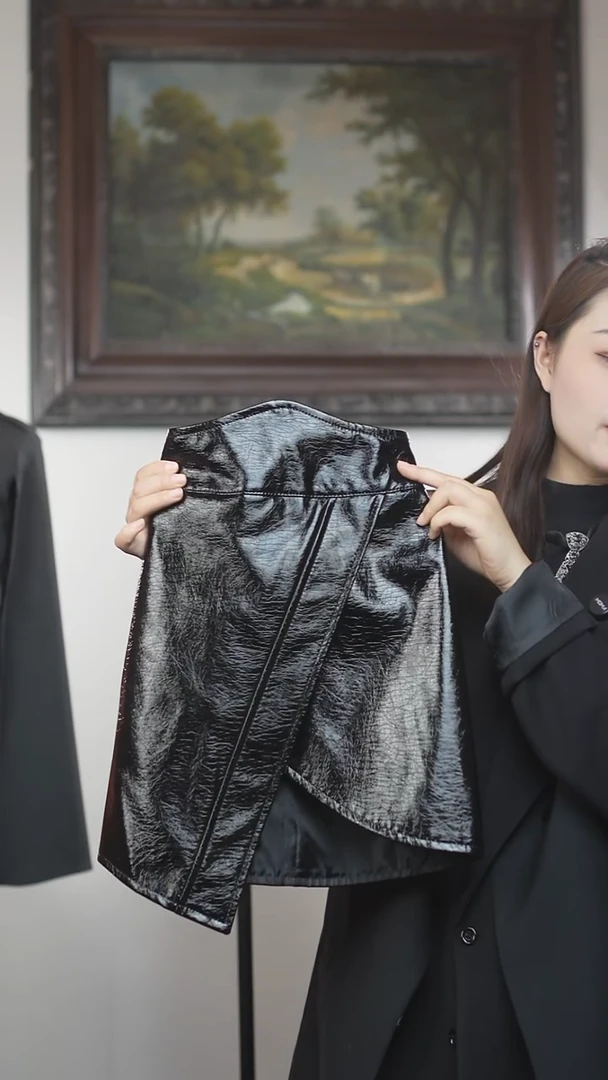 130码黑色皮裙艺桐轩儿童潮服