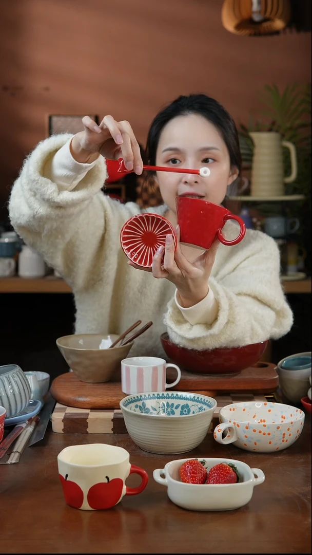 瓷片红色三件套  微瑕 凑满20发货