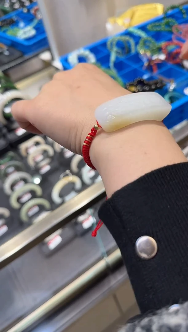 未镶嵌手链和田玉俄料羊脂白玉