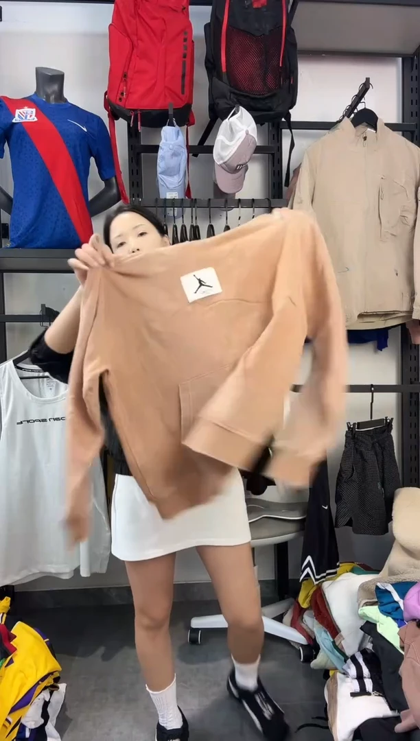 700编码 瑕疵款直播间过款为准 尺码