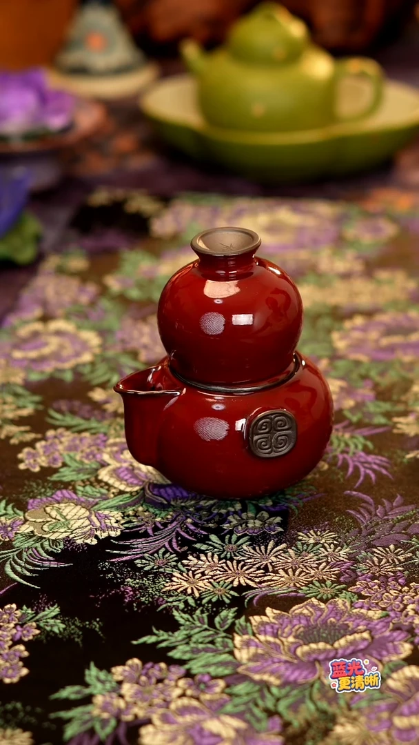 故宫红葫芦一壶两杯··············