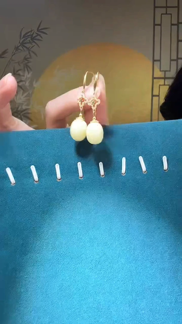 【闪购商品】琥珀裸石未镶嵌A0139天然蜜蜡