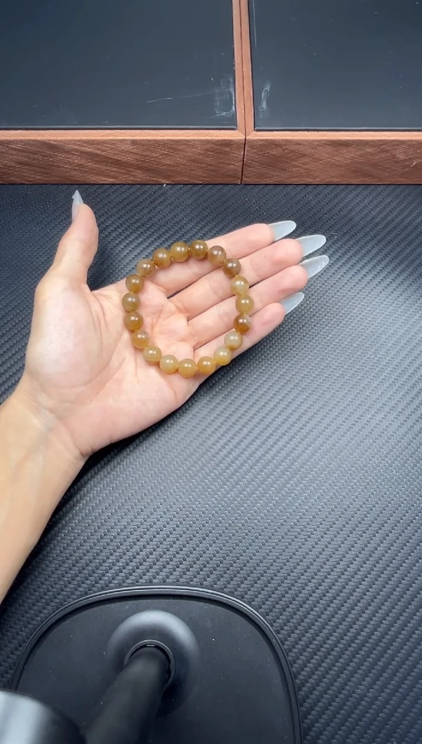 未镶嵌手串和田玉且末金山微色差卡10手串J