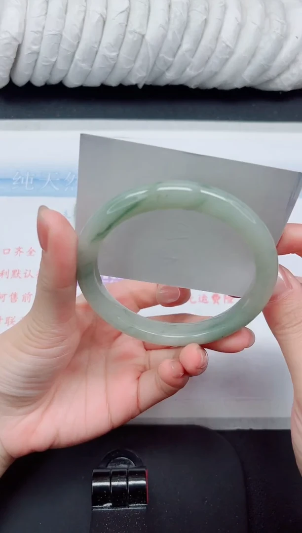 【闪购商品】石英质玉手镯未镶嵌55#62.2