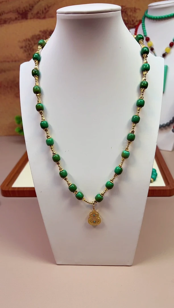 玛瑙/玉髓颈饰14K金镶嵌X140