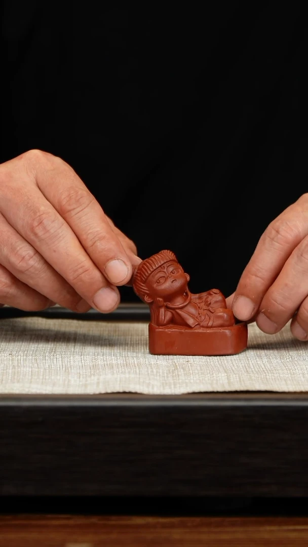 茶壶紫砂朱泥哪吒