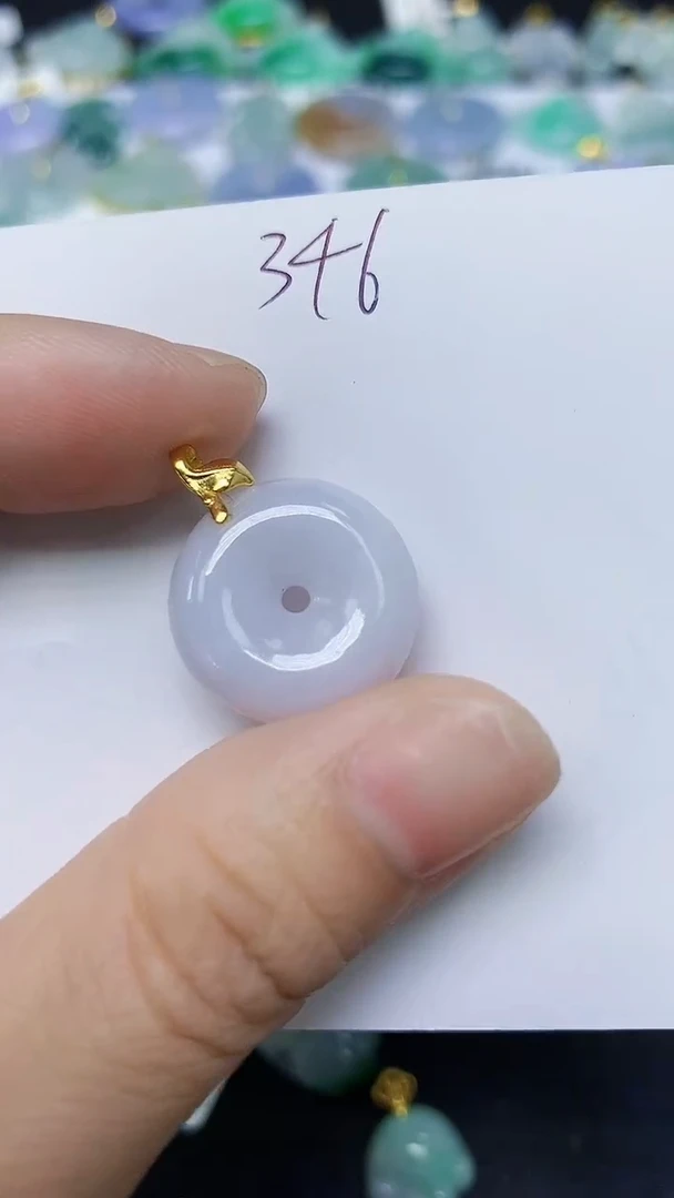 翡翠未镶嵌颈饰 天然缅甸翡翠A货