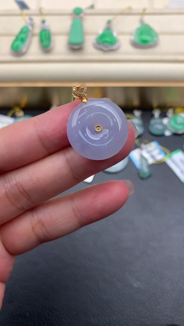 翡翠18K金镶嵌颈饰A245