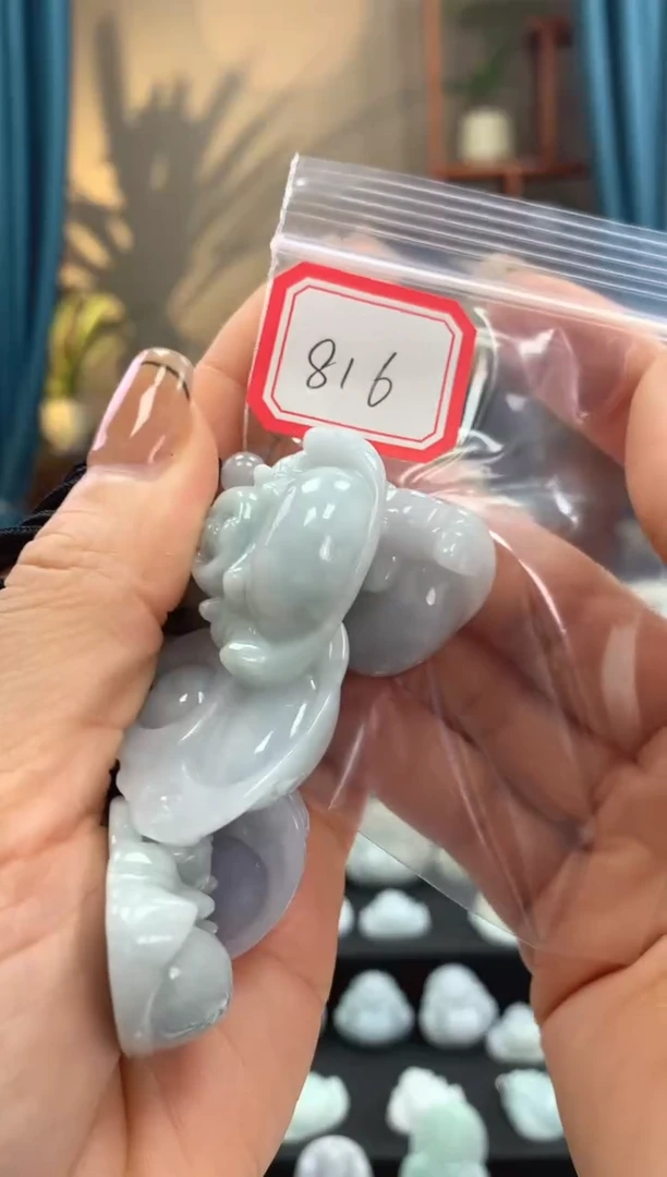 翡翠未镶嵌颈饰佛公 816多样性发一件