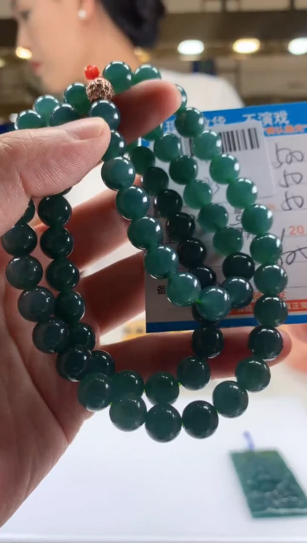 未镶嵌定制翡翠天然翡翠A货拍一发一 卡10mm左右
