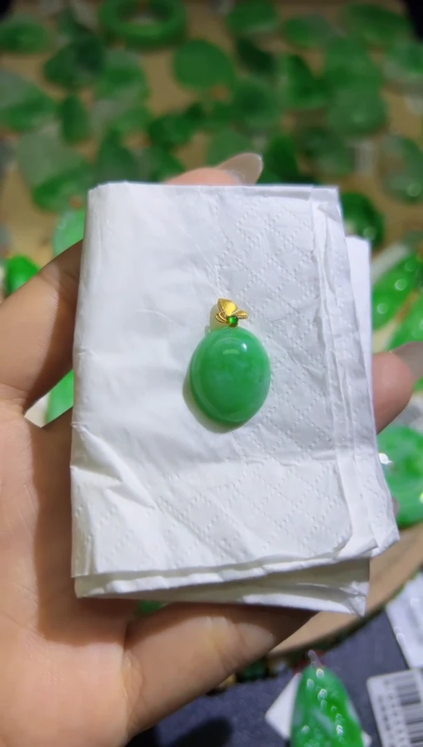 【闪购商品】翡翠颈饰18K金镶嵌Q缅料A货翡翠/支持复检/一件