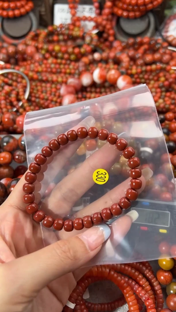 未镶嵌手串南红玛瑙7+