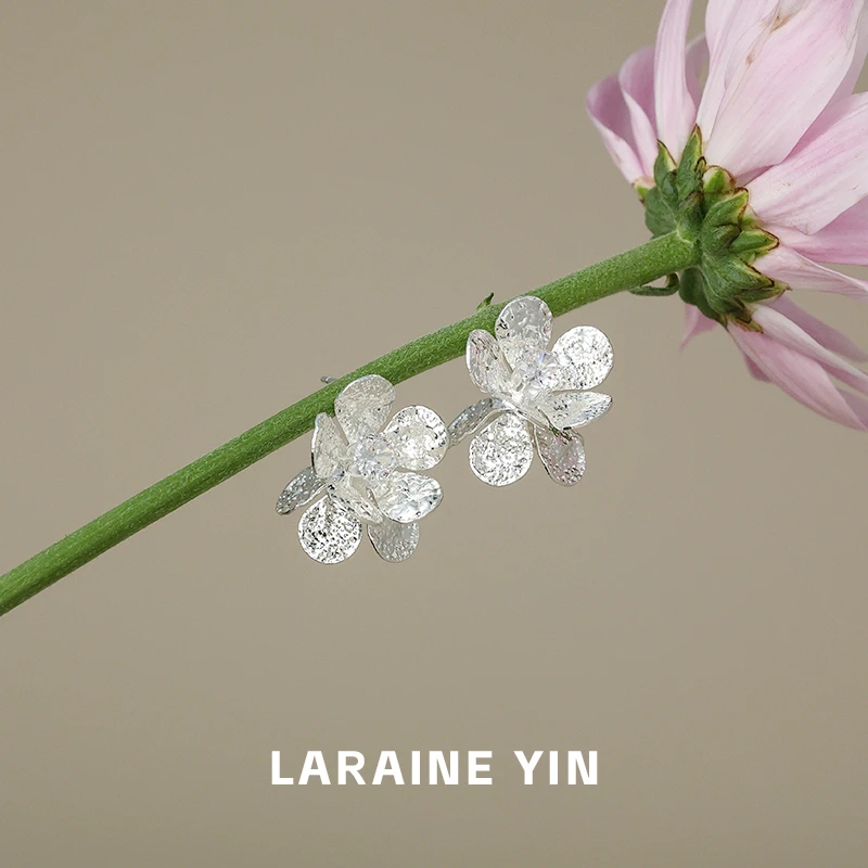 铜合金耳饰 小众高级感立体花朵百搭耳环 锡纸肌理感冷淡风耳饰