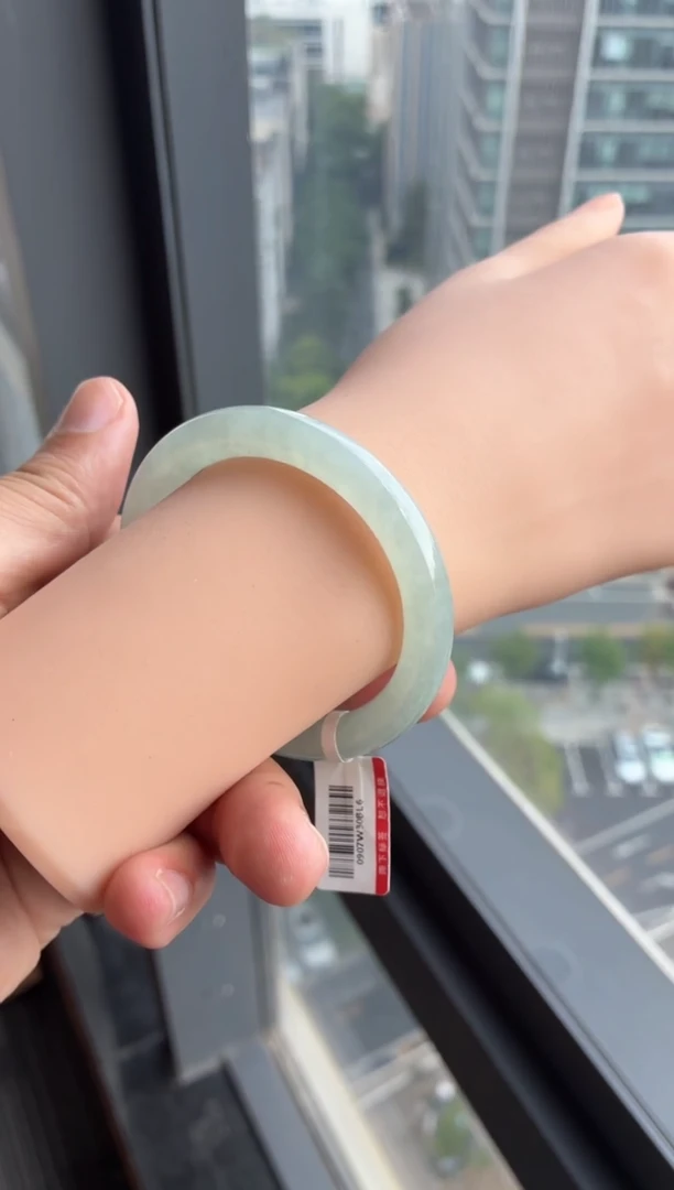 未镶嵌手镯翡翠12号51.1*8.5*8.5圆条