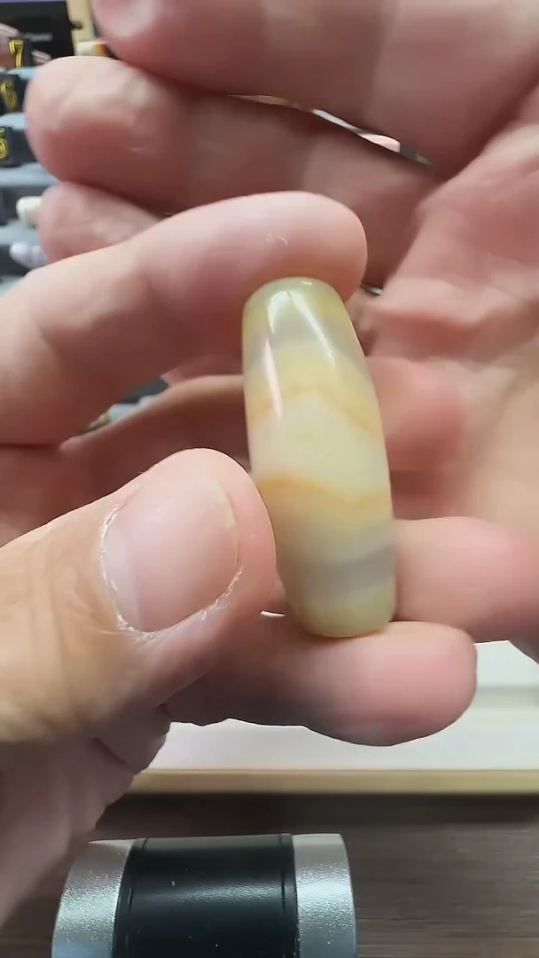 未镶嵌颈饰玛瑙/玉髓玛瑙47*21