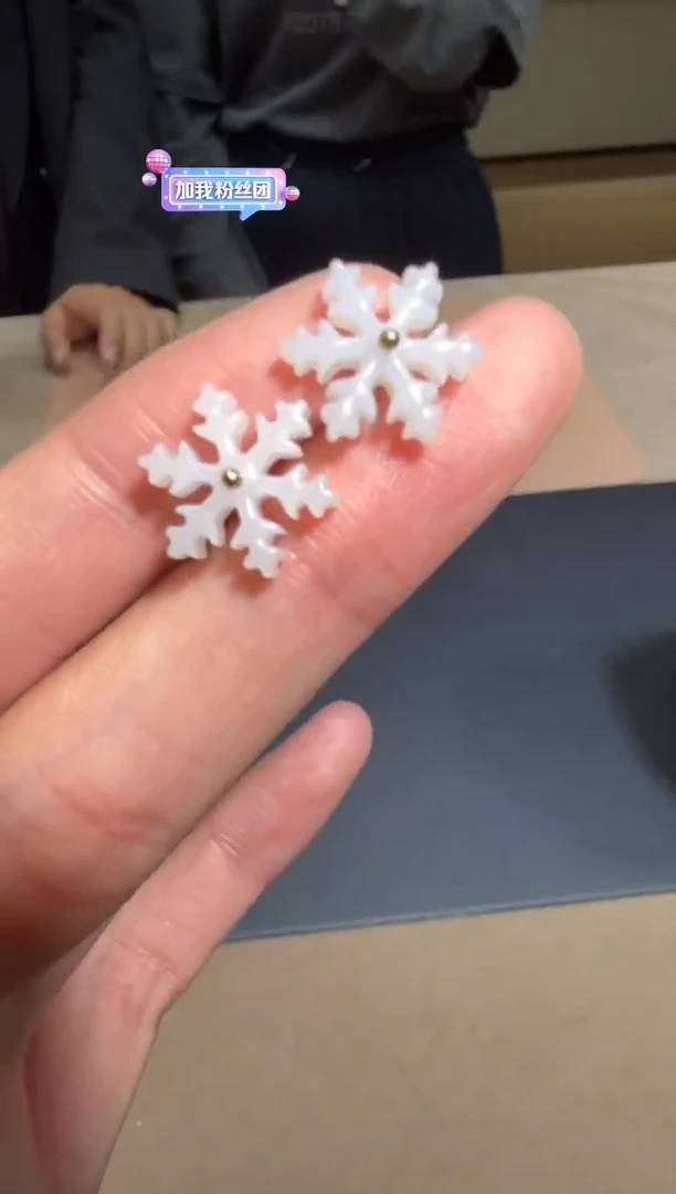 颈饰18K金镶嵌和田玉1.1仙女姐姐多样性拍一发一 代购不退