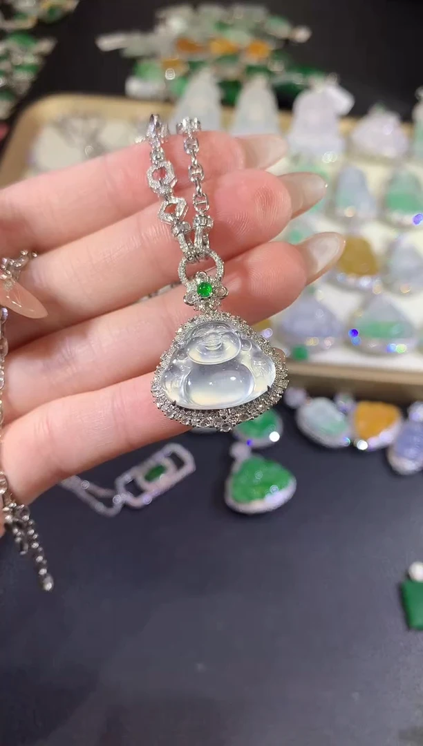 翡翠18K金镶嵌吊坠(不含链)85-佛公（不含链与扣头